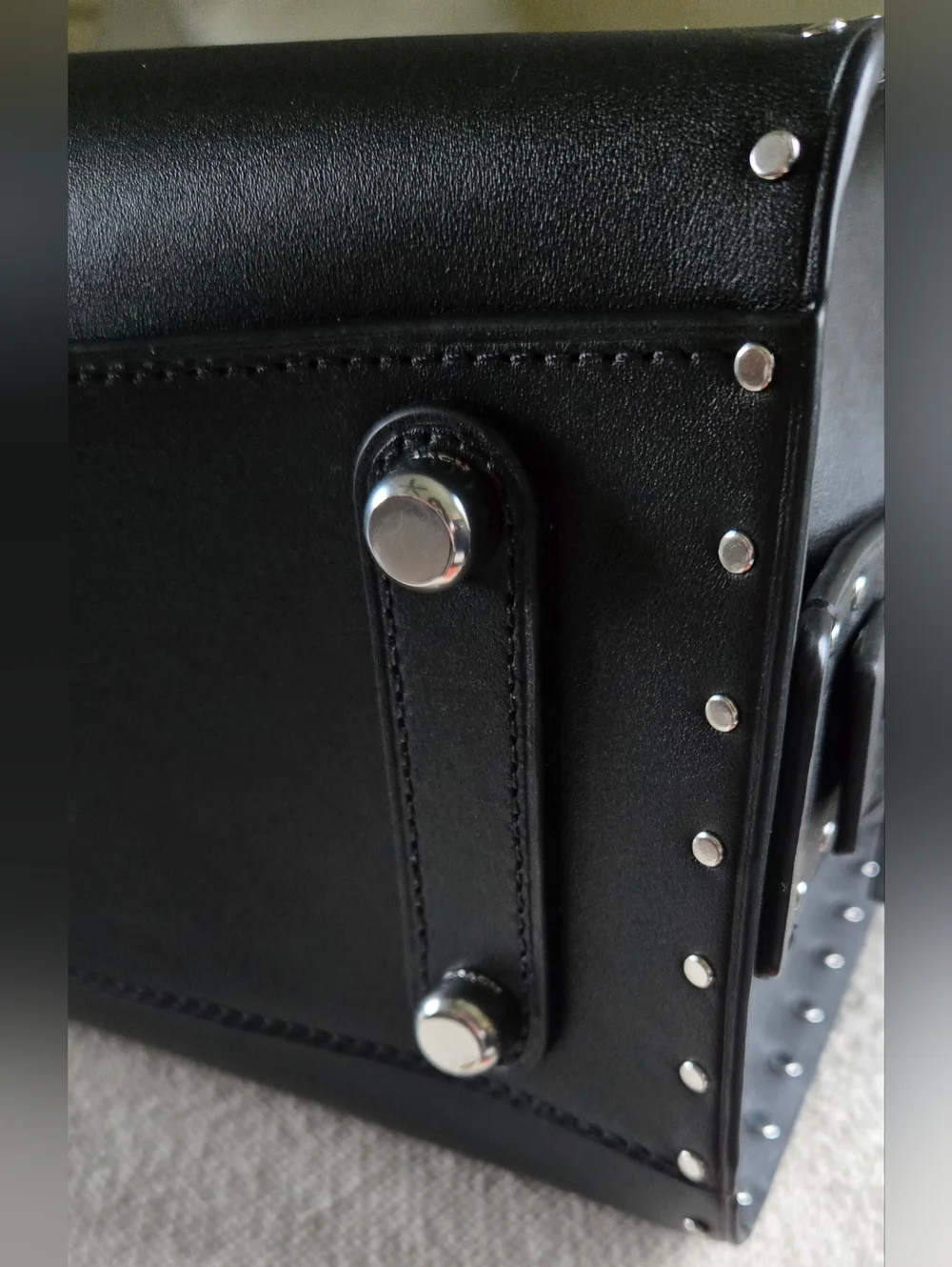 Coach Rivet Rogue 30 - Picture 9 of 13